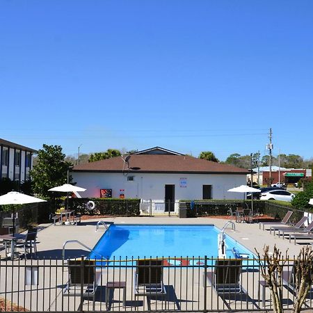 Americas Best Value Inn & Suites-Foley Esterno foto