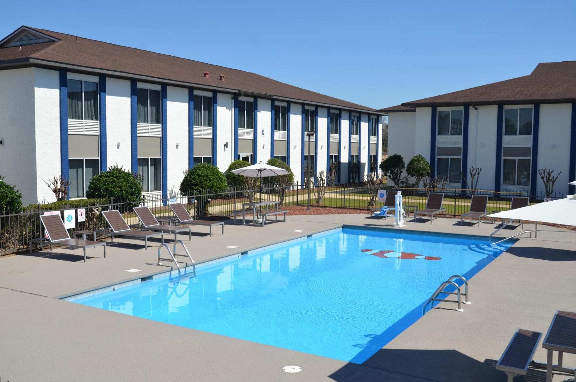 Americas Best Value Inn & Suites-Foley Esterno foto
