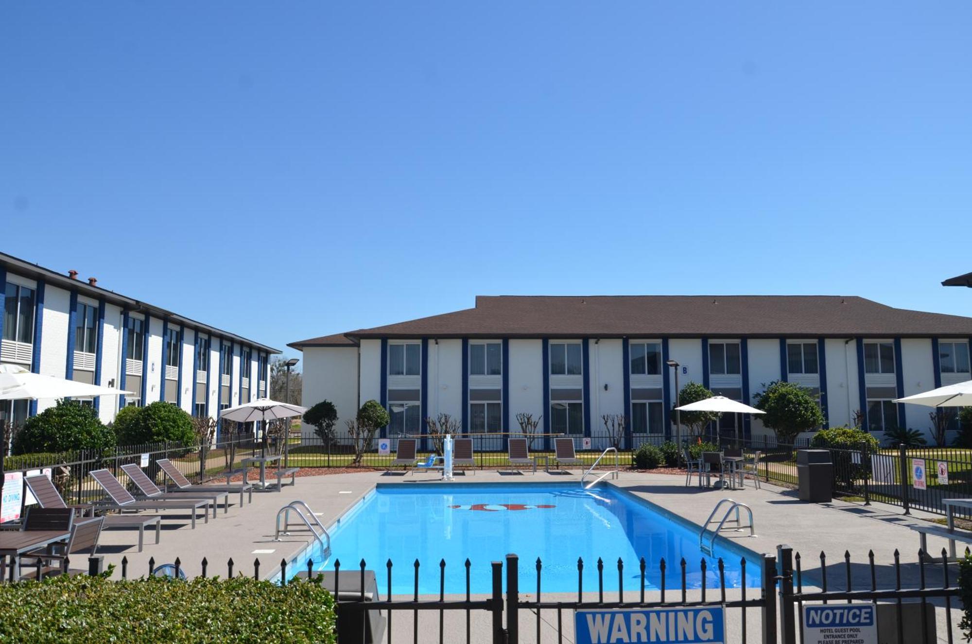 Americas Best Value Inn & Suites-Foley Esterno foto